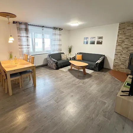 Apartment U Jiroutu *