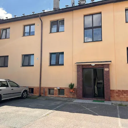 U Jiroutu Apartment