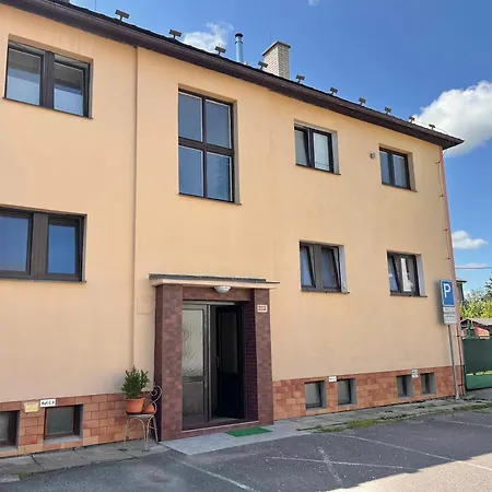 U Jiroutu Apartment